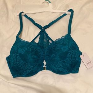 NWT Teal lace front close push up bra with racer back.